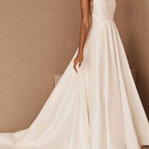 Vintage Wedding Dress Jewel Neck Sleeveless Floor Length Backless Satin Cathedral Train Bridal Dress