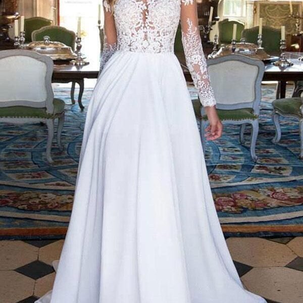 Long Sleeves Lace Wedding Dresses V Neck Appliqued Buttons Chiffon Bridal Gowns