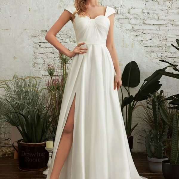 Wedding Dresses A-Line Court Train Spaghetti Straps Sleeveless Pleated Sweetheart Neck Satin Fabric Ivory Bridal Gowns