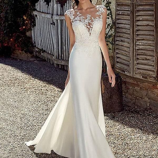 White Simple Wedding Dress White Chiffon Illusion Sleeveless Court Train Applique Sheath Bridal Gowns