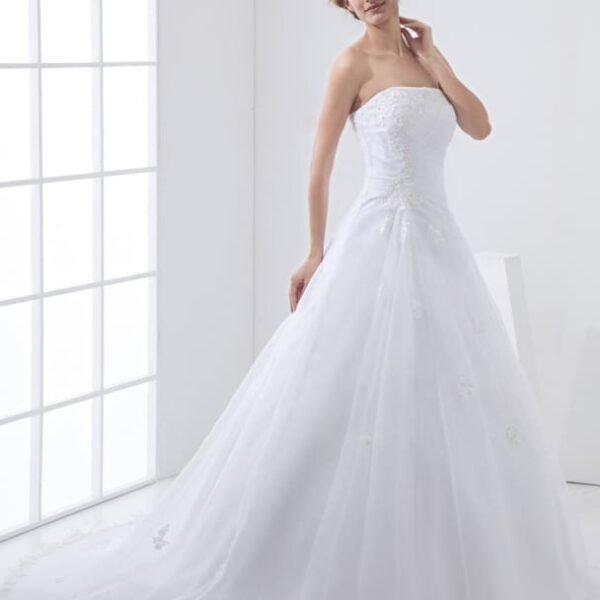 White Wedding Dresses Strapless Bridal Gown Lace Beading Side Draped Bridal Dress With Train