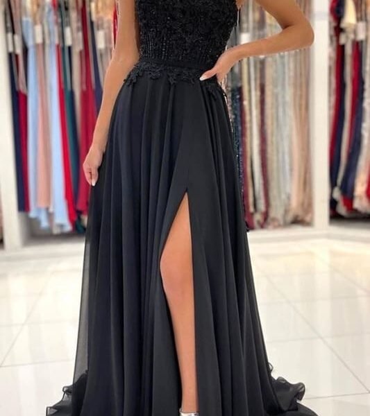 A-line Lace Front-Split Black Prom Dress Off-the-shoulder Evening Dress