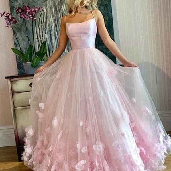 A-Line/Princess Bateau Tulle Applique Floor-Length Sleeveless Dresses