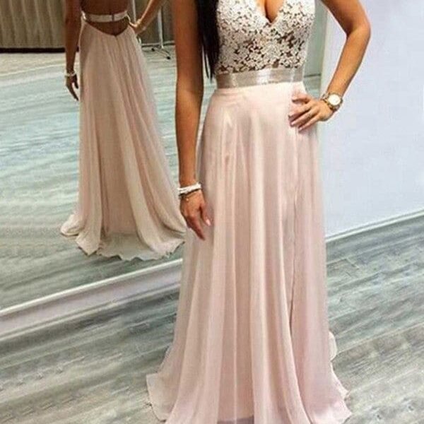 A-Line/Princess Halter Sleeveless Chiffon Lace Sweep/Brush Train Dresses