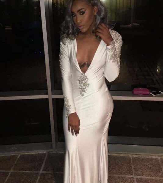 Pure White Long Sleeves Deep V Neck Evening Gown with Lace Appliques