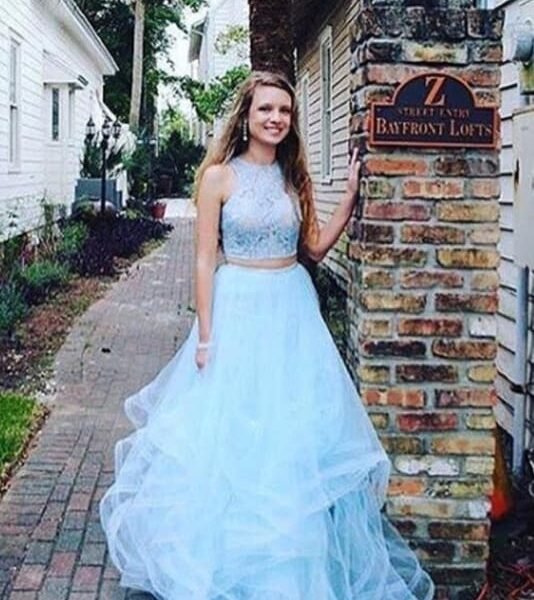 Two Pieces Blue Lace Round Neck Sleeveless A-line For Teens Prom Gown Dresses